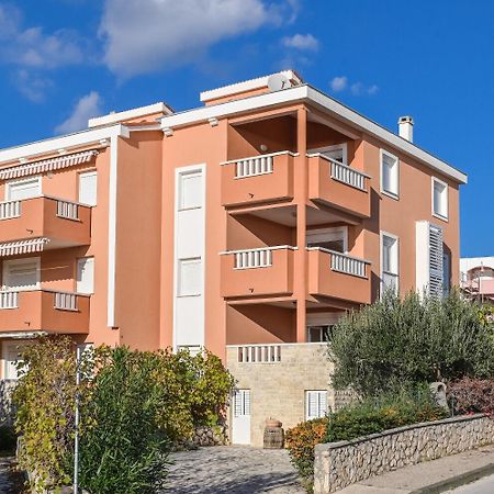 נובליה Apartments Ilija מראה חיצוני תמונה